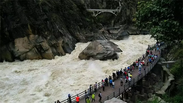 丽江徒步旅游攻略：探索小众景点，发现不为人知的美景