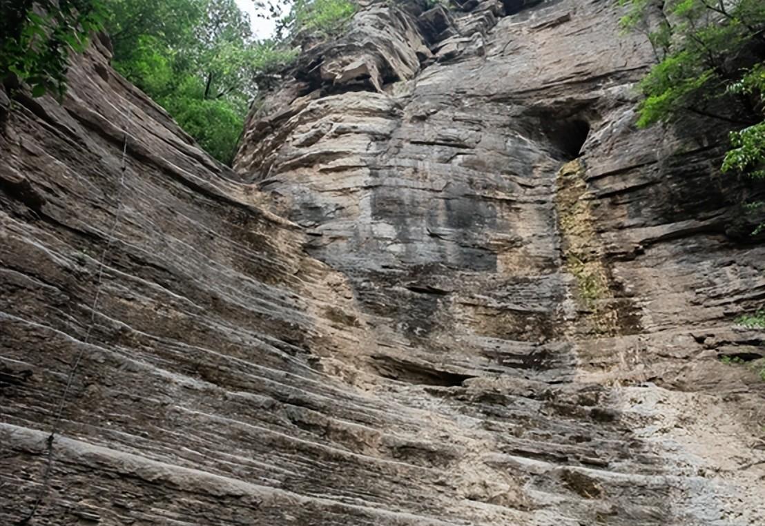 徒步济南峪路线黑佛峪怎么走_济南黑峪佛峪徒步路线_济南黑峪攻略